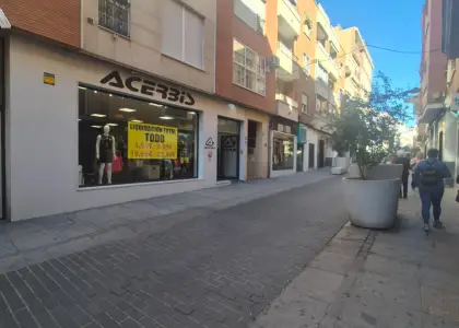 Local comercial en Puertollano situado en la zona de CENTRO en Puertollano