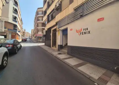 Local comercial en Puertollano situado en la zona de CENTRO en Puertollano