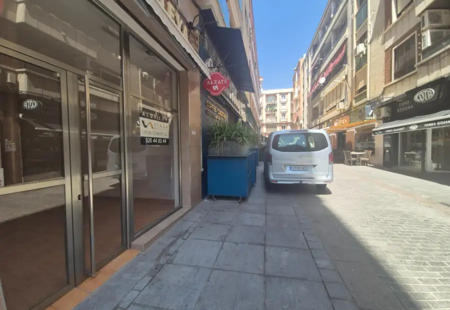 Local comercial en Puertollano situado en la zona de CENTRO en Puertollano