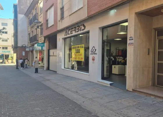 Local comercial en Puertollano situado en la zona de CENTRO
