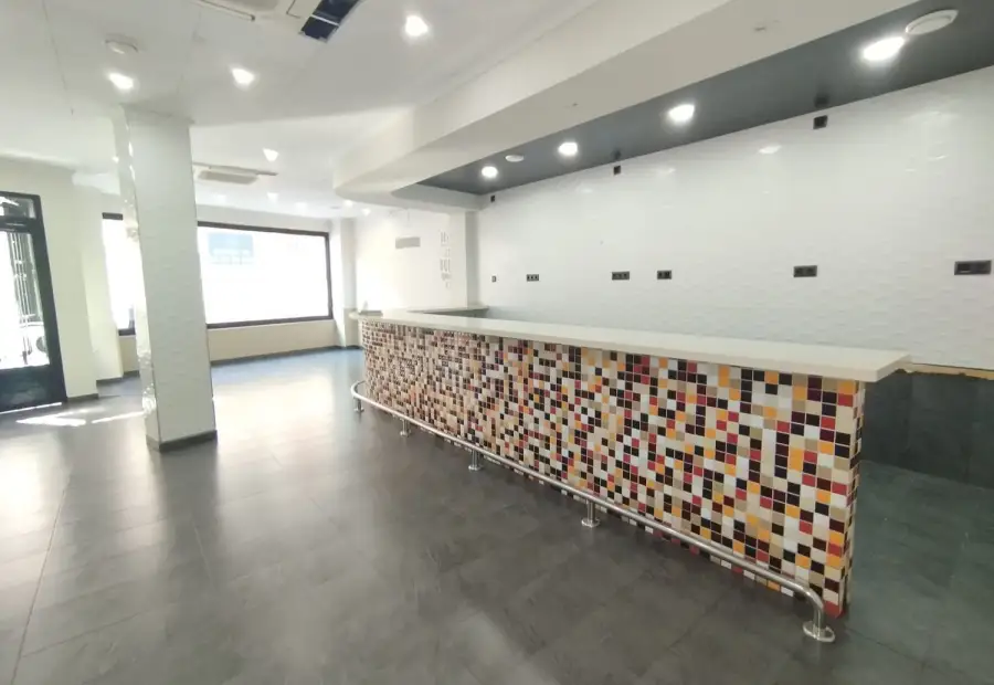 Local En Venta Calle Socuéllamos, Tomelloso en Tomelloso