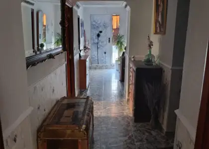 Magnifica casa unifamiliar en esquina con patio y salon campero en Puertollano