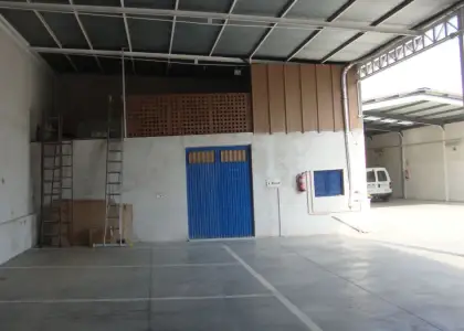 Nave Industrial en Valdepeñas, 1º De Julio en Valdepeñas