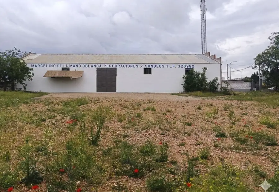 Nave Industrial en Valdepeñas, Carretera Solana en Valdepeñas