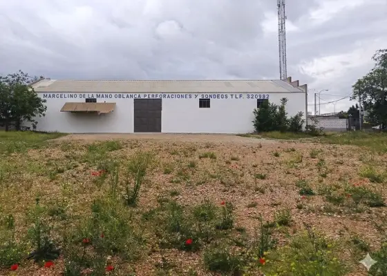 Nave Industrial en Valdepeñas, Carretera Solana