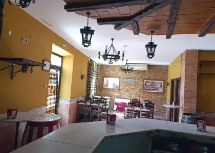 Negocios en Valdepeñas, Paseo de la Estación en Valdepeñas