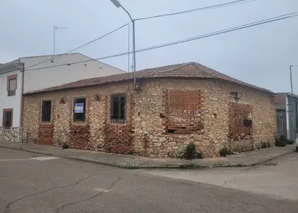 Parcela A demoler o reconstruir Corral de Almaguer en Corral de Almaguer