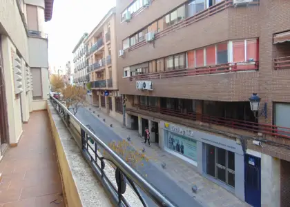 Piso en Valdepeñas, Seis de Junio en Valdepeñas
