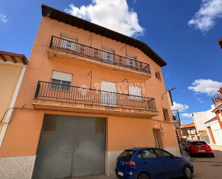Piso en venta en Dosbarrios - Dosbarrios, 176.900 €, 250 m2, ref. 653902 en Dosbarrios