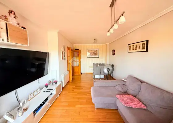 Piso en venta en Seseña - Seseña, 207.000 €, 143 m2, ref. 668145