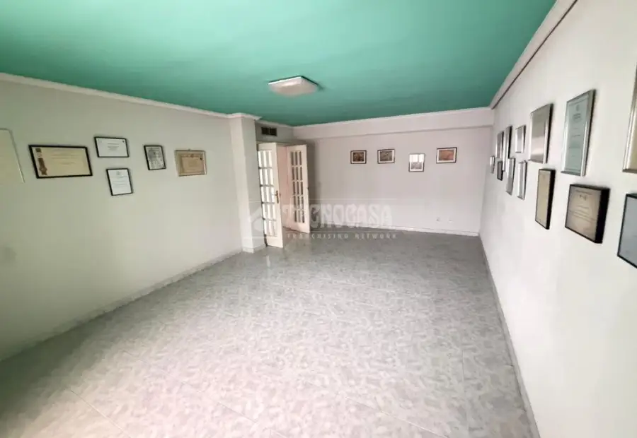 Piso en venta en Talavera De La Reina - Plaza España - Centro Campo De Fútbol, Centro, 101.900 €, 194 m2, ref. 656102 en Talavera de la Reina