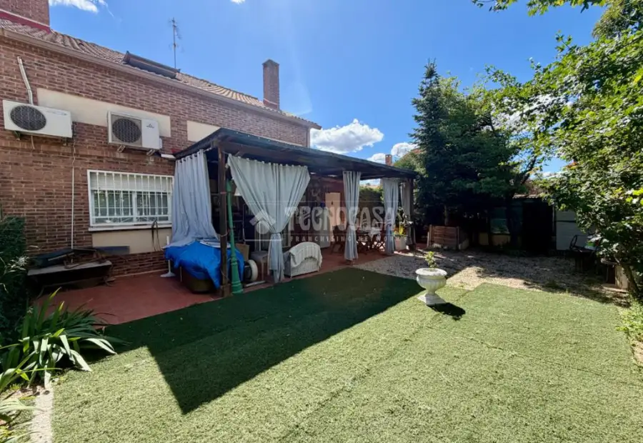 Piso en venta en Villanueva De La Torre - Villanueva De La Torre, 320.000 €, 169 m2, ref. 655878 en Villanueva de la Torre