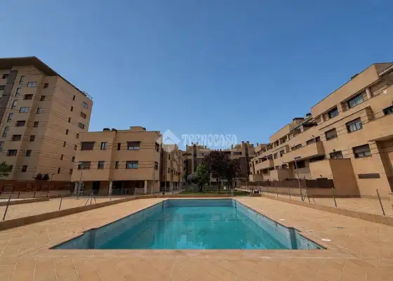Piso en venta en Yebes - Valdeluz - Yebes - Valdeluz, 239.900 €, 133 m2, ref. 666215