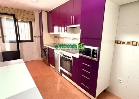 Piso en venta en Yuncler - Yuncler, 149.900 €, 134 m2, ref. 657932