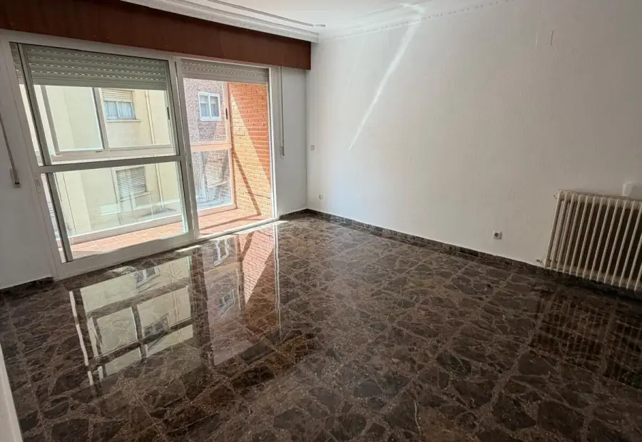 Piso en venta zona industria en Albacete