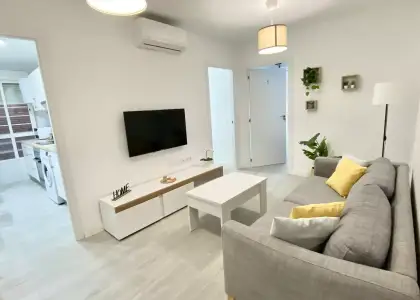 Se alquila habitación en apartamento de 4 dormitorios en Getafe, Madrid en Madrid