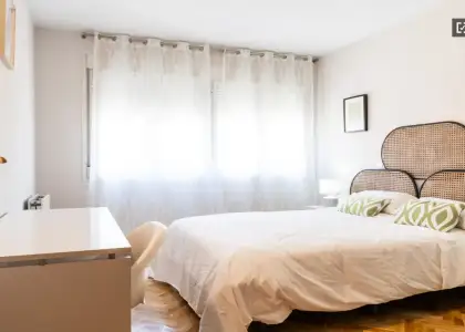 Se alquila habitación en piso compartido de 3 habitaciones en Madrid en Madrid