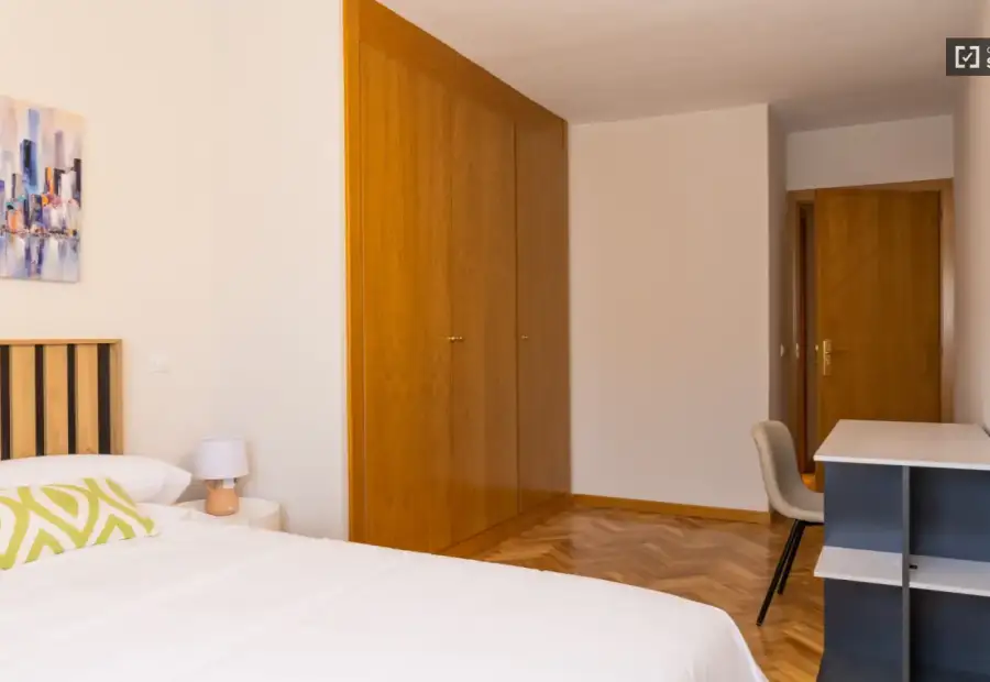 Se alquila habitación en piso compartido de 3 habitaciones en Madrid en Madrid