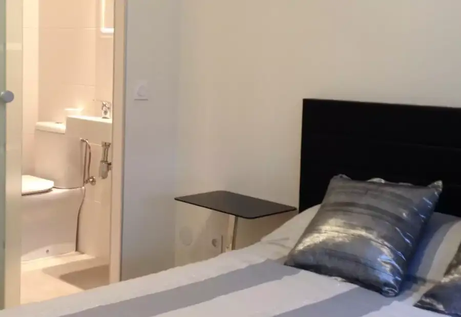 Se alquila habitación en piso compartido de 3 habitaciones en Santander en Santander