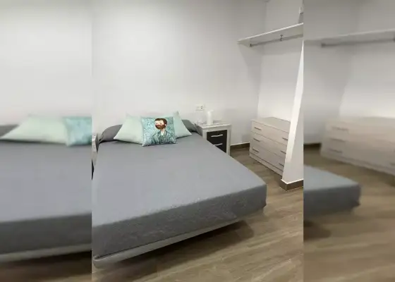 Se alquila habitación en piso compartido de 4 habitaciones en Murcia, todos los gastos incluidos.