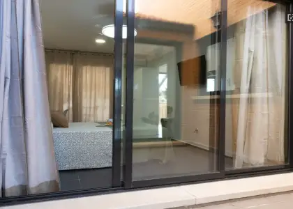 Se alquila habitación en piso compartido de 4 habitaciones en Yuncos, todos los gastos incluidos. en Toledo