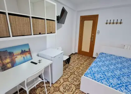 Se alquila habitación en piso compartido de 4 habitaciones en Zaragoza, solo estudiantes en Zaragoza