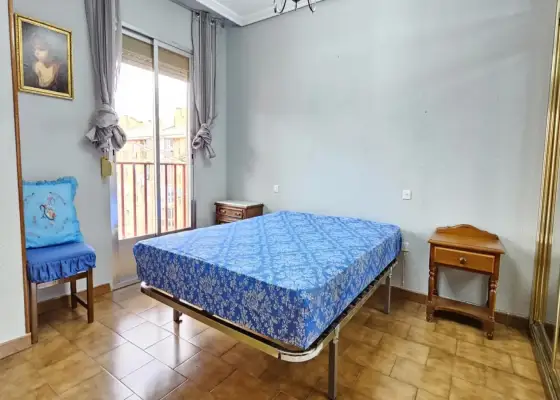 Se alquila habitación en piso compartido en Toledo