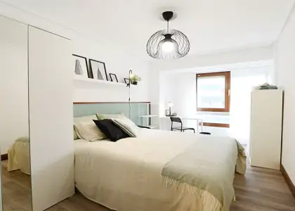 Se alquila habitación en piso de 4 habitaciones en Bilbao en Bilbao