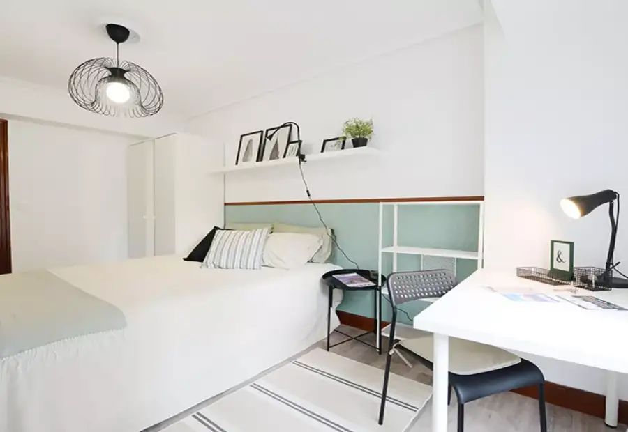 Se alquila habitación en piso de 4 habitaciones en Bilbao en Bilbao