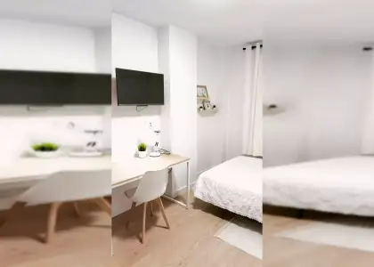 Se alquilan habitaciones en apartamento de 5 habitaciones en Parque De Juan De Austria en Valladolid