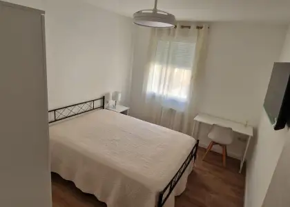 Se alquilan habitaciones piso zona hospital - estudiantes en Albacete