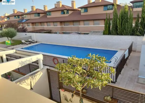 Se vende adosado - facultad de medicina en Albacete