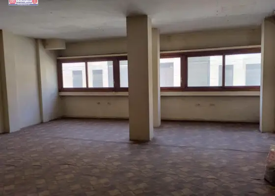 Se vende oficina junto a plaza de España y Of. de Correos de Alcázar de San Juan