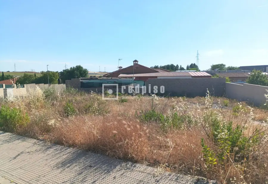 Solar en venta en Esquivias, Toledo en Esquivias