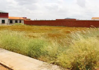 Terreno en venta en calle De la Fuente 13279, Ciudad Real, Valenzuela de Calatrava en Valenzuela de Calatrava