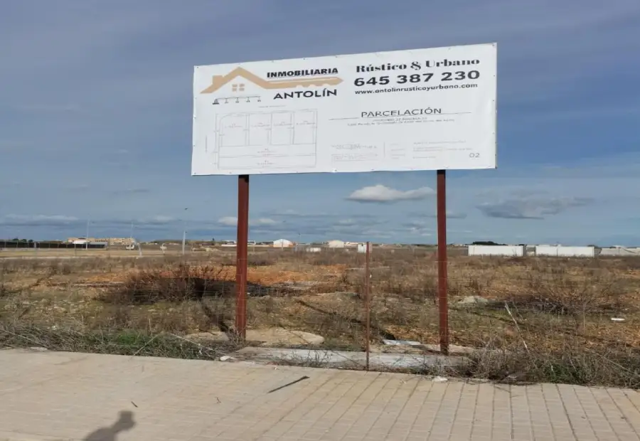 Terreno industrial en venta en Carrión de Calatrava en Carrión de Calatrava