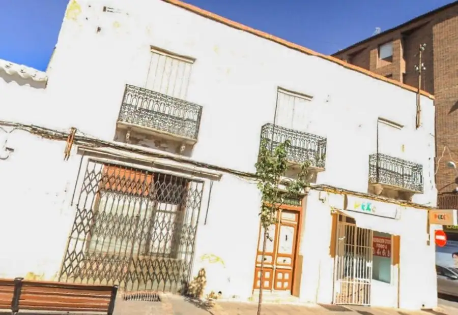 Terreno / Urbano (solar) En Venta Calle de Don Víctor Peñasco, Tomelloso en Tomelloso