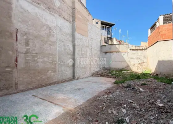 Terrenos en venta en Alcázar De San Juan - Alcázar De San Juan, 42.900 €, 120 m2, ref. 657531