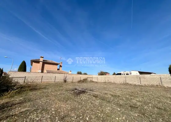 Terrenos en venta en Valdepeñas - Valdepeñas, 80.000 €, 565 m2, ref. 638889