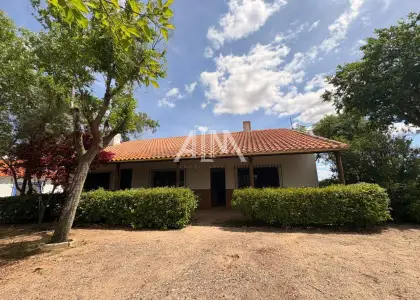 Venta Casa de Campo Manzanares, Manzanares en Manzanares