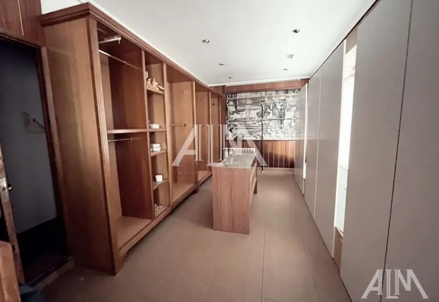 Venta Casa Empedrada, Manzanares. Precio a consultar en Manzanares