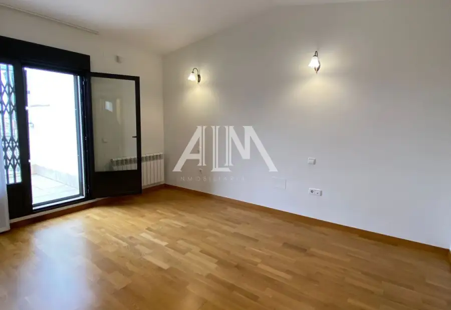Venta DÃºplex Paseo del RÃ­o, Manzanares en Manzanares