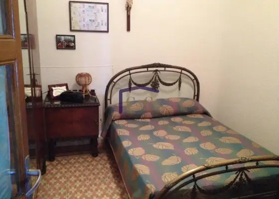 venta de casa en Manzanares, Empedrada