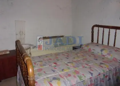 venta de casa en Valdepeñas, SALIDA DEL PERAL en Valdepeñas