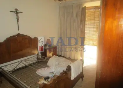 venta de casa en Valdepeñas, SEIS DE JUNIO en Valdepeñas