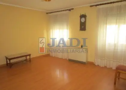 venta de casa en Valdepeñas, SEIS DE JUNIO en Valdepeñas
