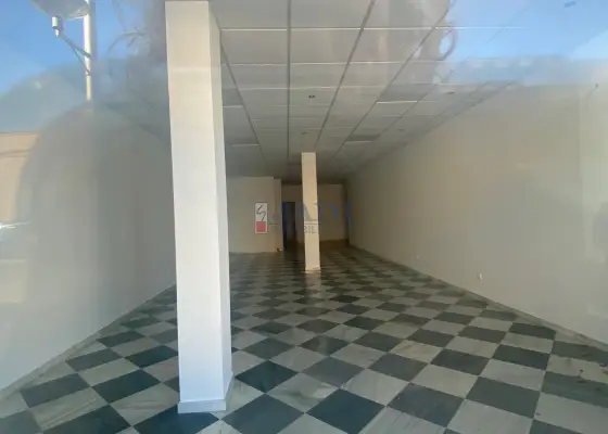 venta de local en Valdepeñas, AVDA ESTUDIANTES