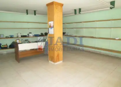 venta de local en Valdepeñas, CENTRO en Valdepeñas