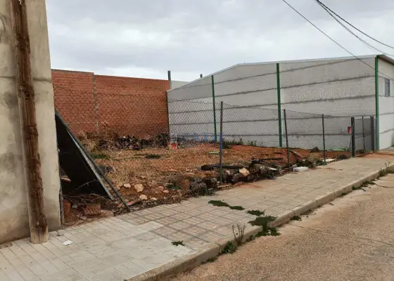 venta de terreno en Alhambra, CENTRO