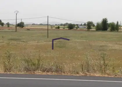 venta de terreno en Manzanares, Paseo del río en Manzanares